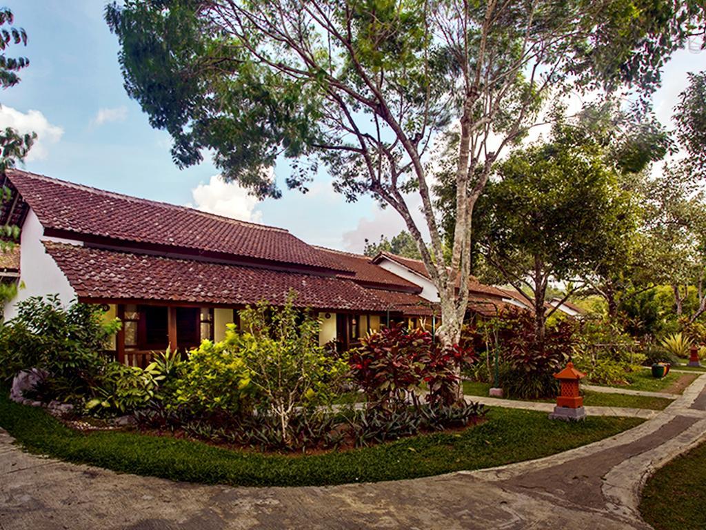 มาร์โก อูโตโม อาโกร รีสอร์ต Hotel Kalibaru ภายนอก รูปภาพ