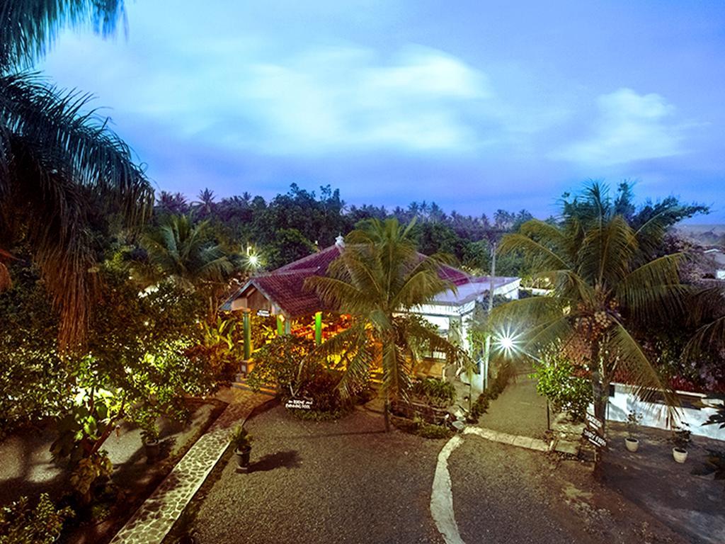 มาร์โก อูโตโม อาโกร รีสอร์ต Hotel Kalibaru ภายนอก รูปภาพ