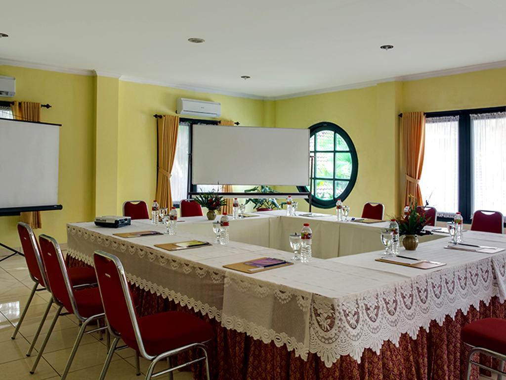 มาร์โก อูโตโม อาโกร รีสอร์ต Hotel Kalibaru ภายนอก รูปภาพ