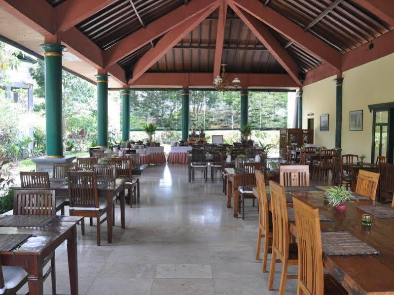 มาร์โก อูโตโม อาโกร รีสอร์ต Hotel Kalibaru ภายนอก รูปภาพ